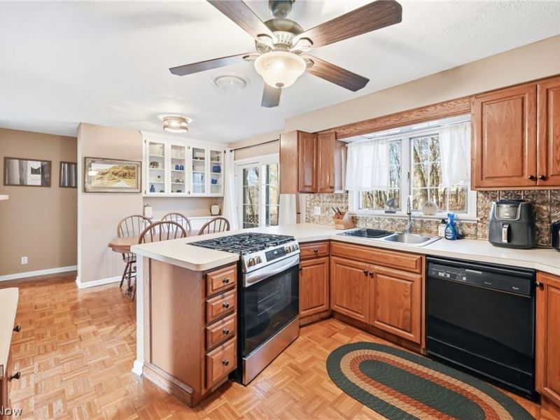 306 Park Avenue, Lowellville, OH 44436 Photo 11