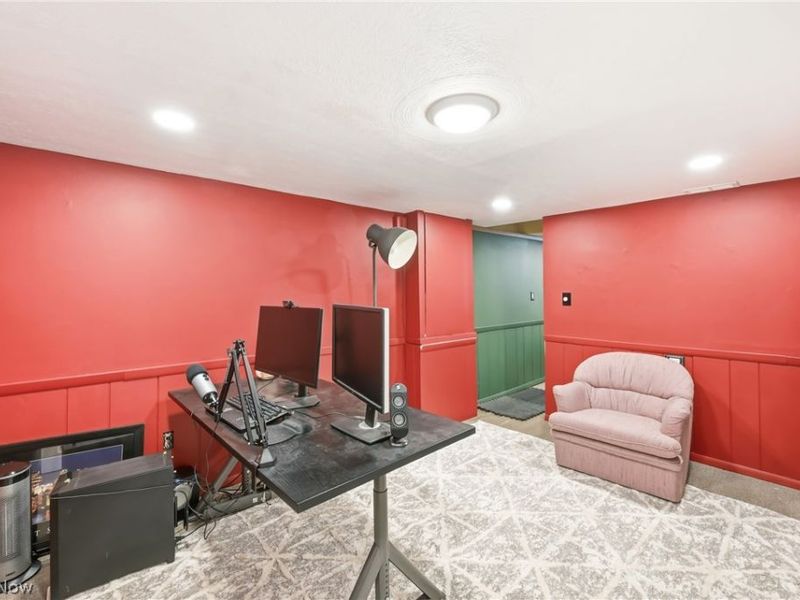 306 Park Avenue, Lowellville, OH 44436 Photo 32