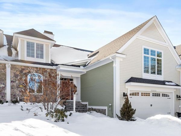 31 Crenshaw Lane, Unit 31, Andover, MA 01810