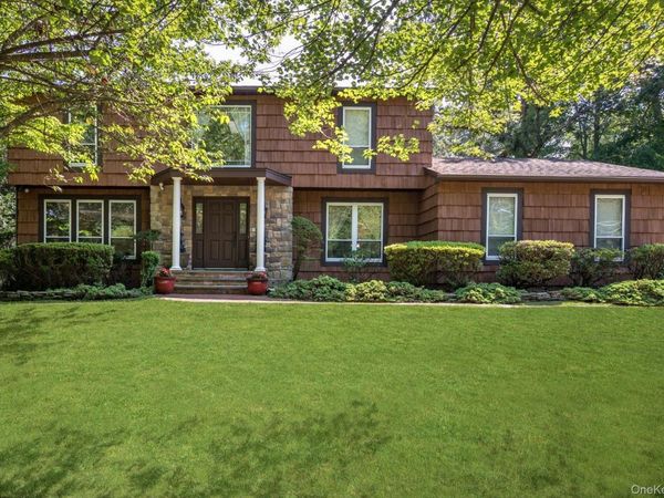 219 Burrs Lane, Dix Hills, NY 11746