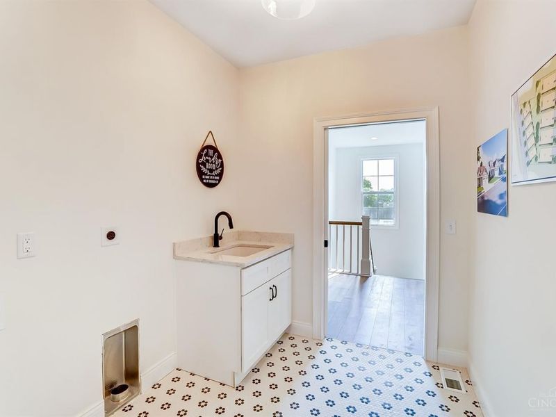 7845 Euclid Avenue, Madeira, OH 45243 Photo 28