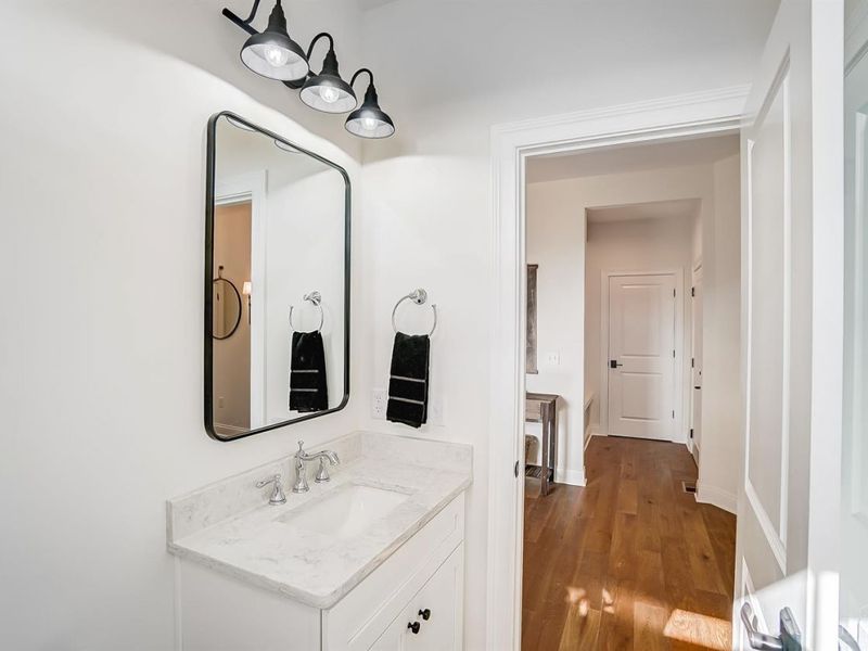 7845 Euclid Avenue, Madeira, OH 45243 Photo 32