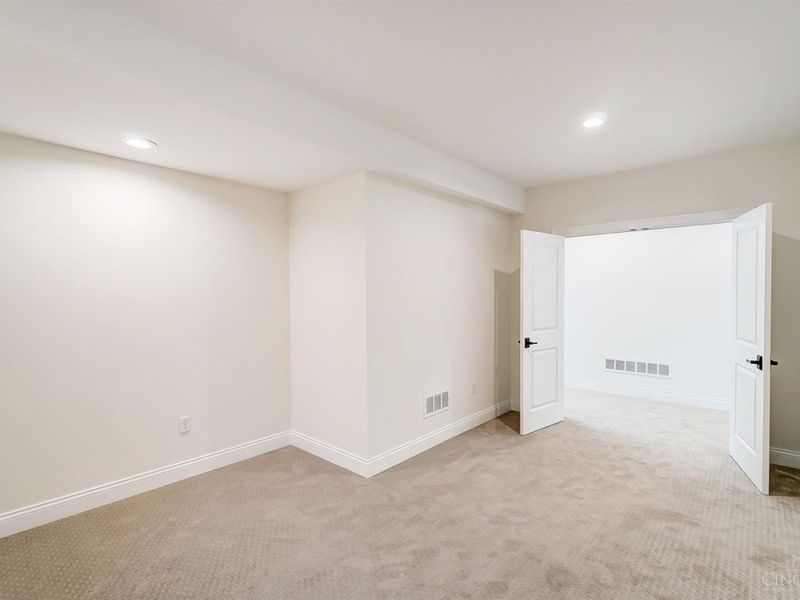 7845 Euclid Avenue, Madeira, OH 45243 Photo 42