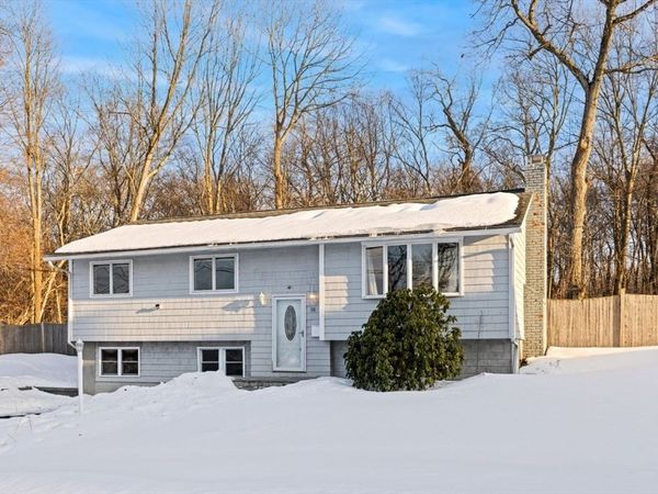 14 Raylen Avenue, Peabody, MA 01960