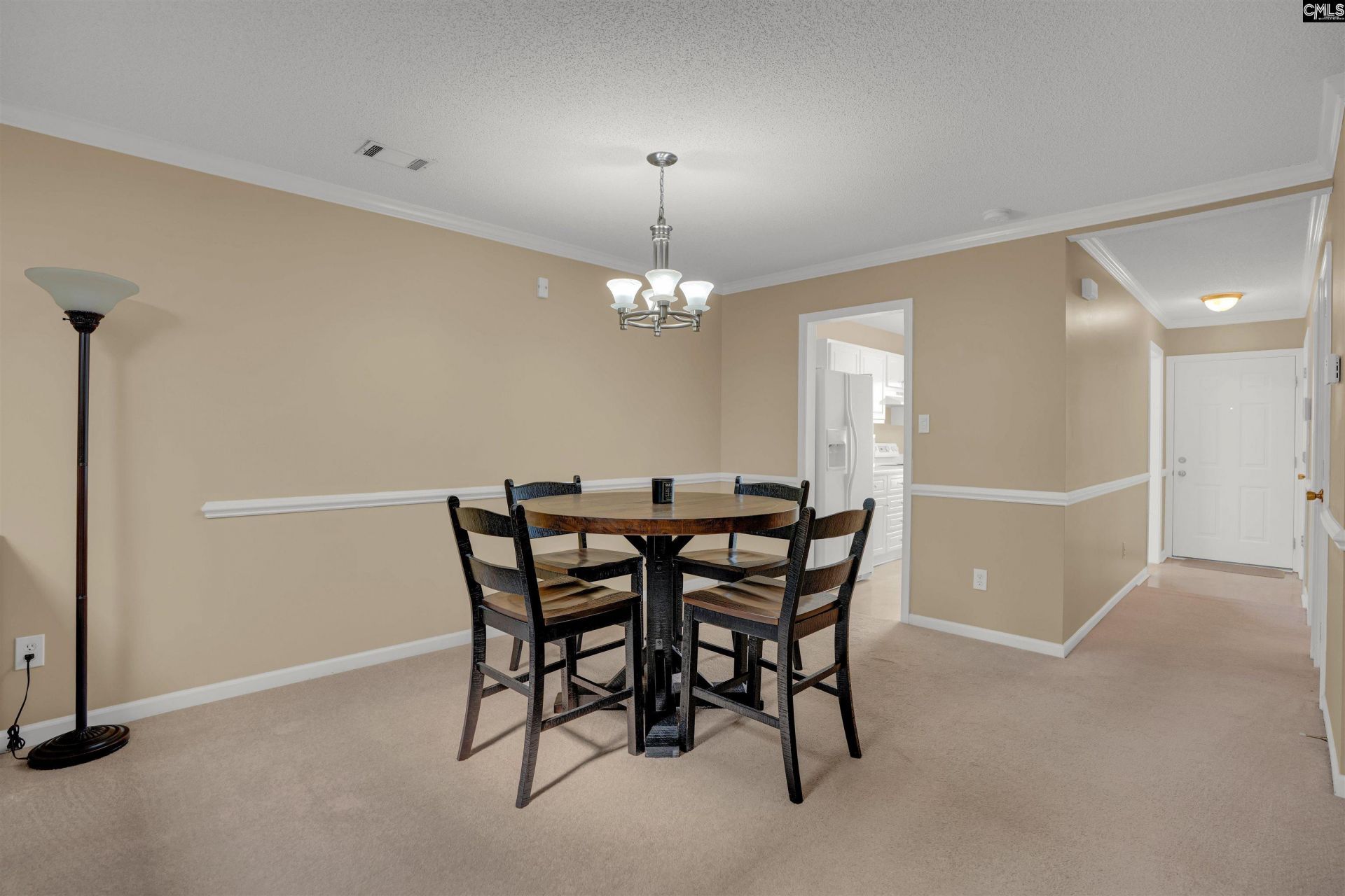 105 Thorn Tree Lane Photo 12