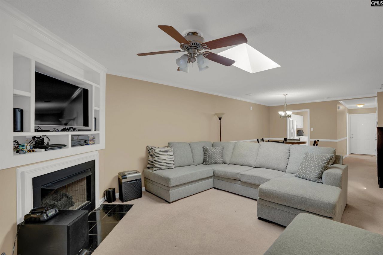 105 Thorn Tree Court Photo 14