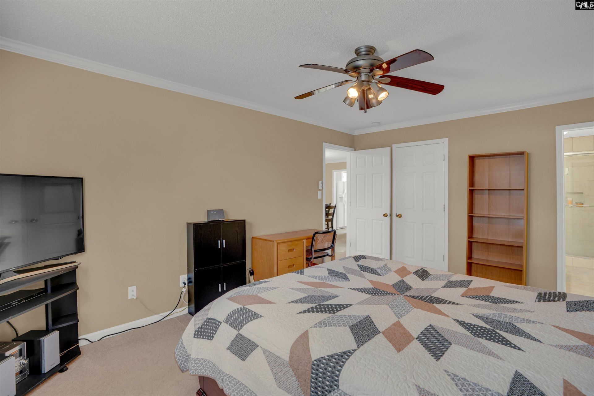 105 Thorn Tree Lane Photo 16