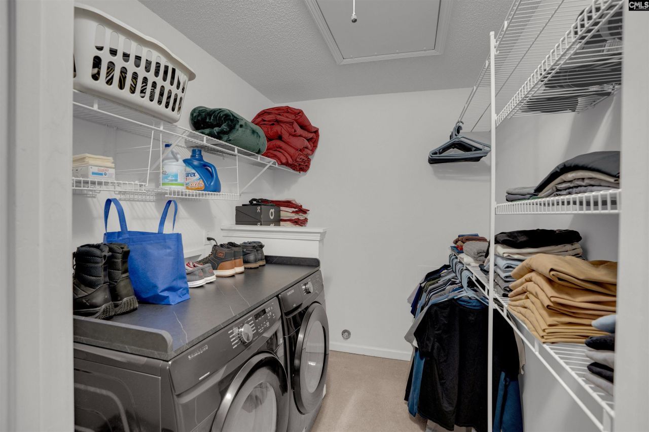 105 Thorn Tree Court Photo 18