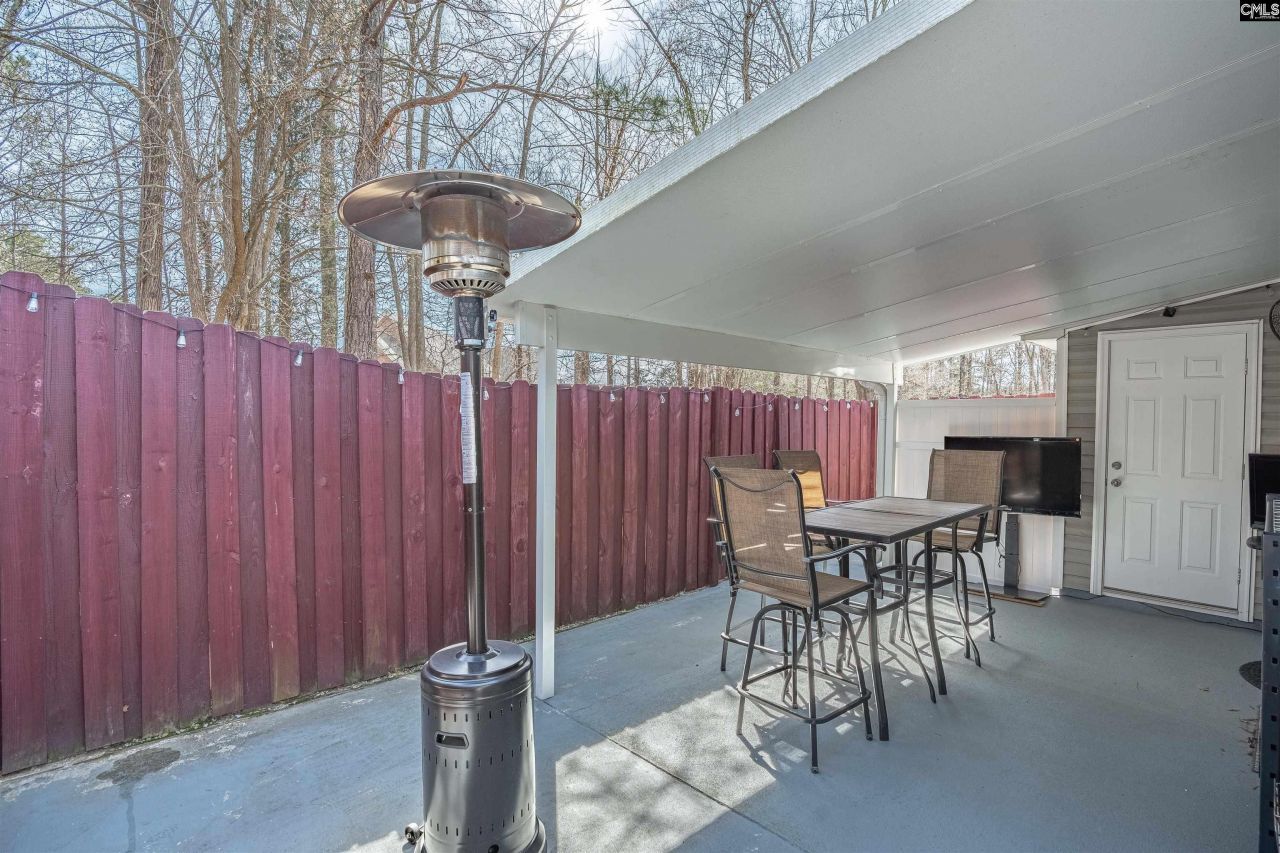 105 Thorn Tree Court Photo 27