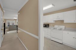 105 Thorn Tree Court photo 4