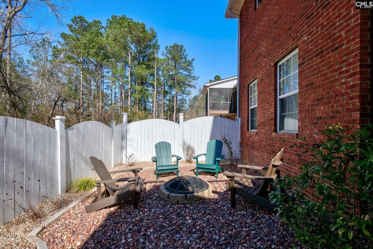 13 Crockett Drive Photo 38
