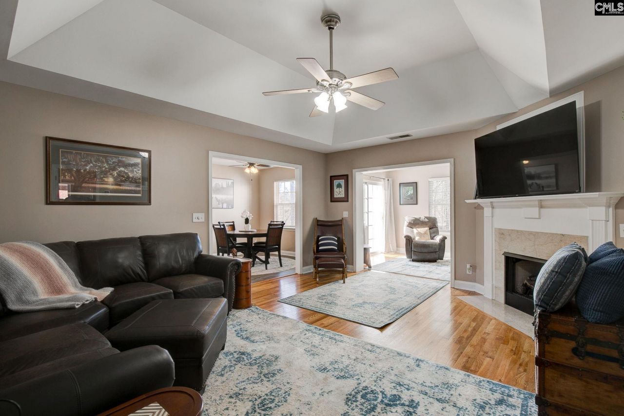 13 Crockett Drive  Photo 4