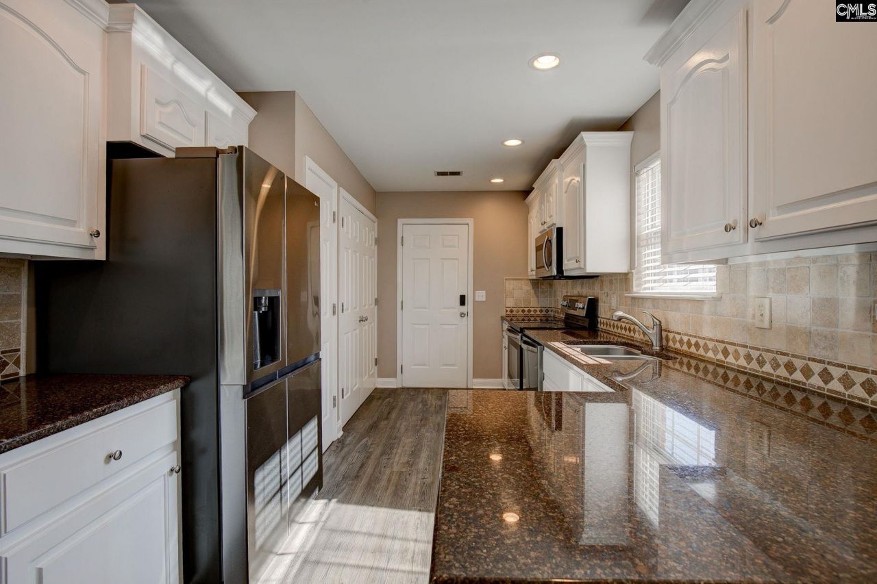 13 Crockett Drive Photo 9