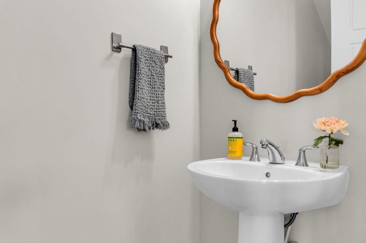 4604 Hammett Alley Photo 10