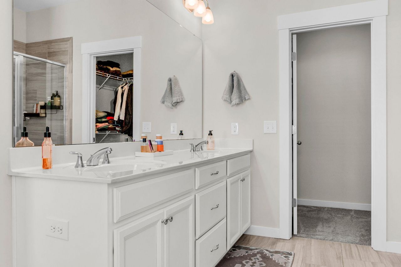 4604 Hammett Alley Photo 14