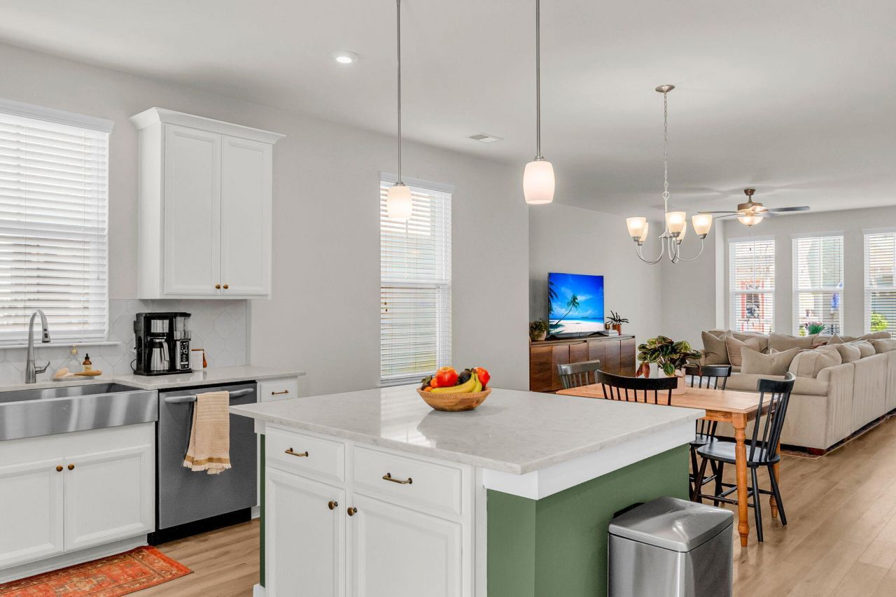 4604 Hammett Alley Photo 9