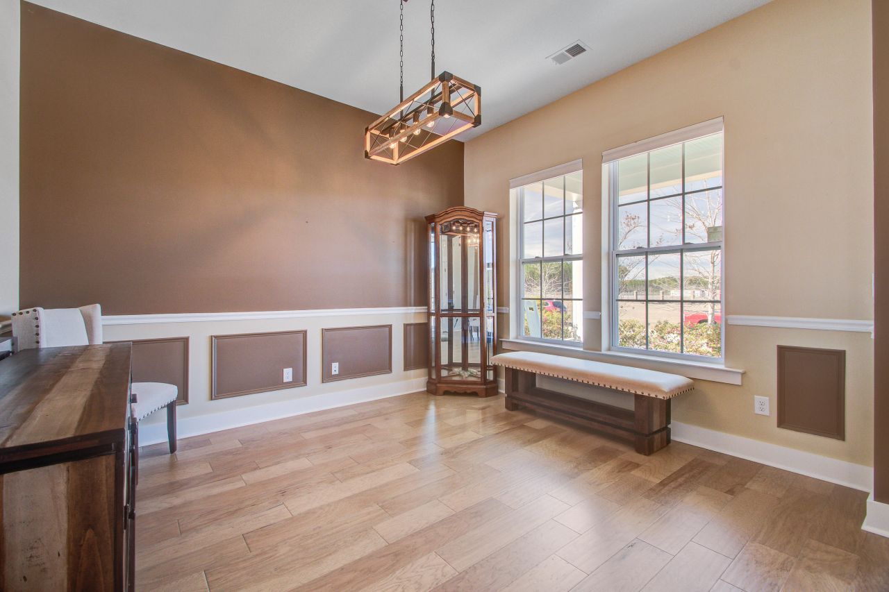 126 Clearblue Loop Photo 10