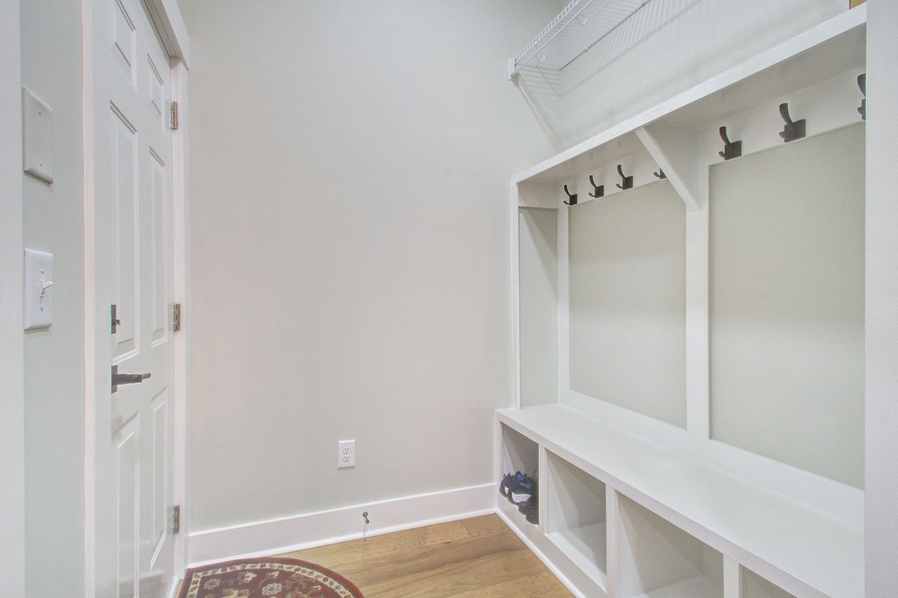 126 Clearblue Loop Photo 13