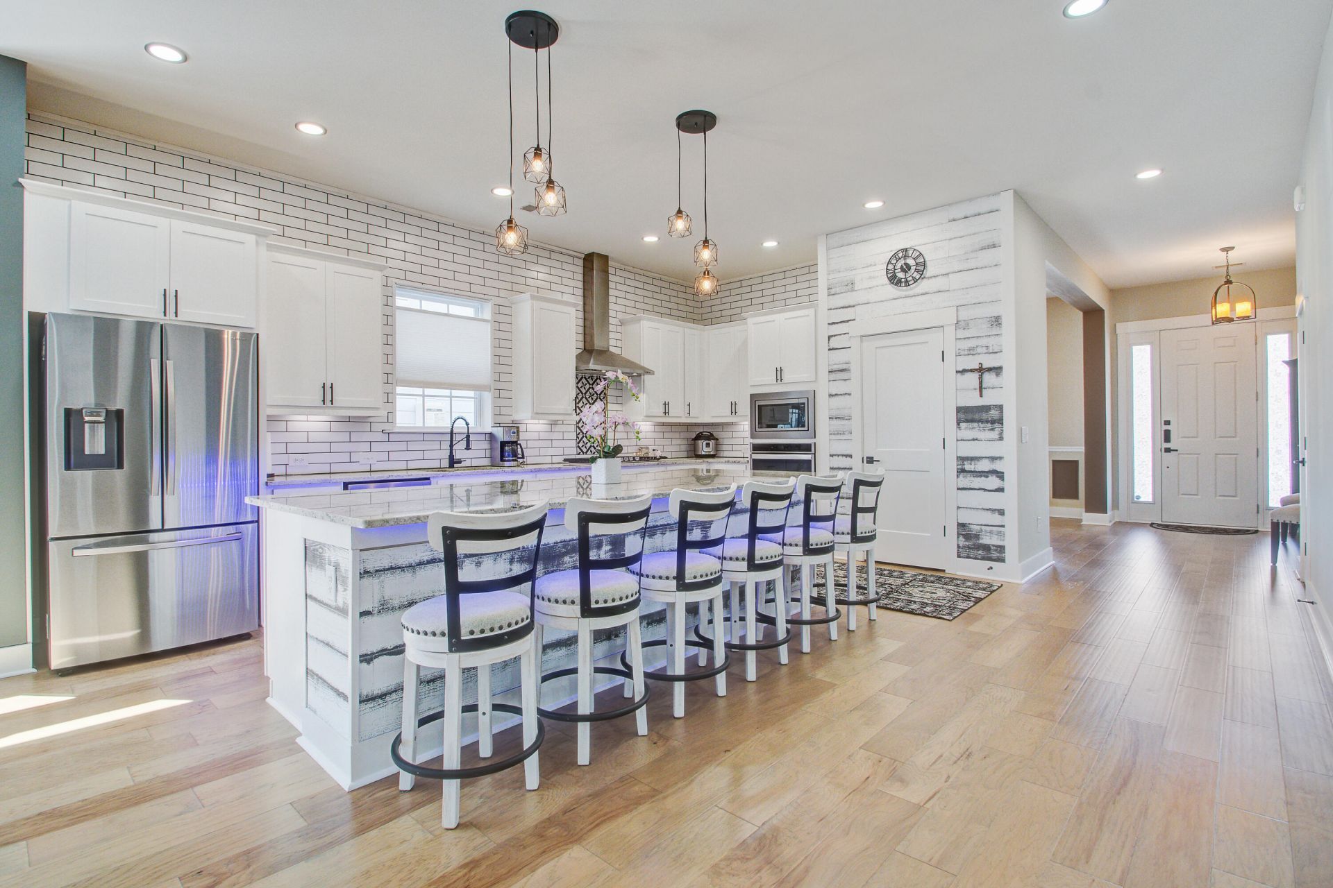 126 Clearblue Loop Photo 14