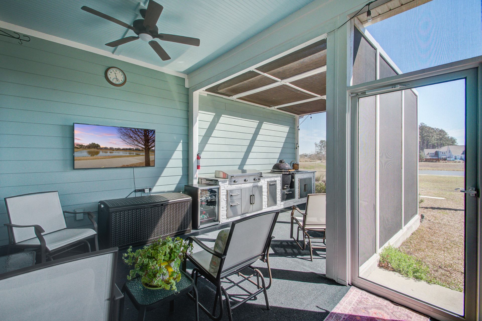 126 Clearblue Loop Photo 21