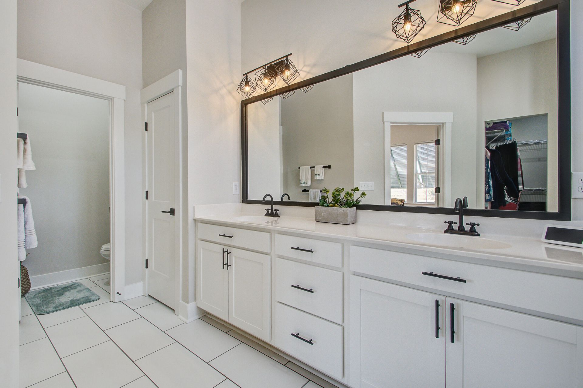 126 Clearblue Loop Photo 27