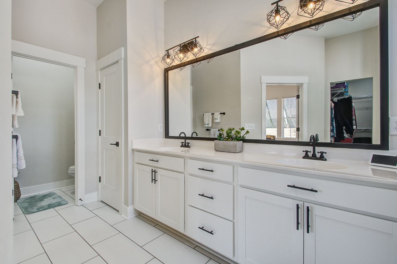 126 Clearblue Loop Photo 28