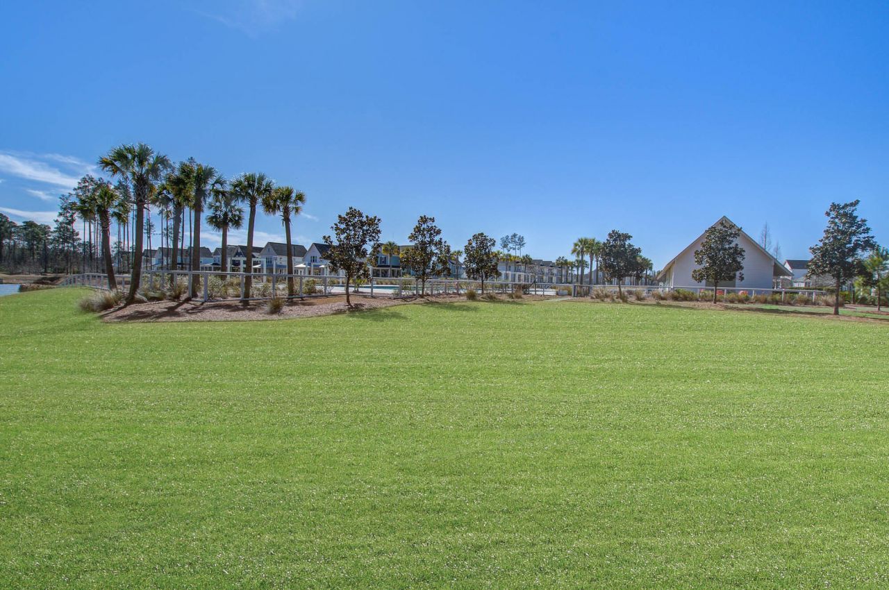 126 Clearblue Loop Photo 52