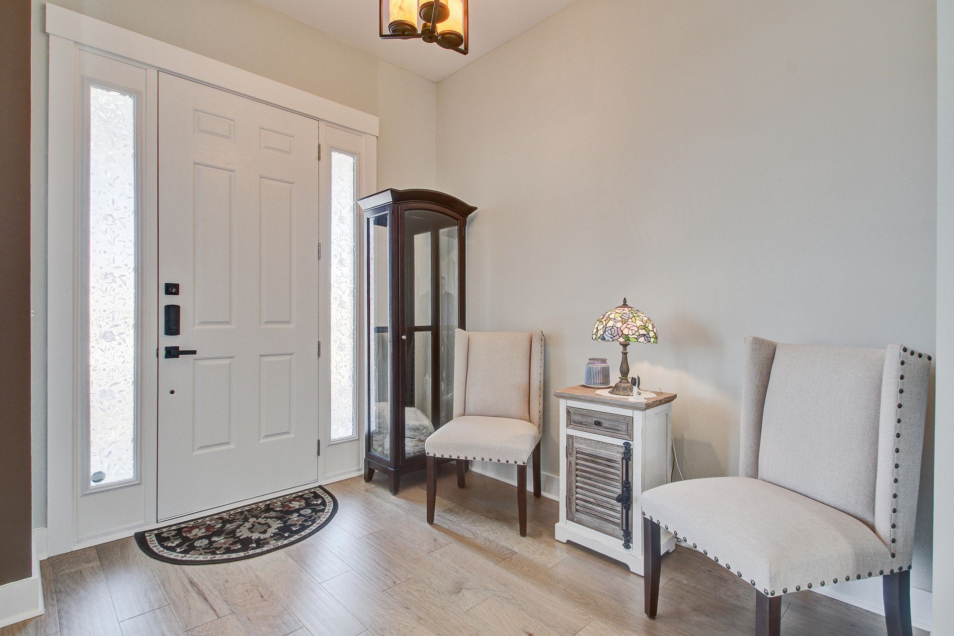 126 Clearblue Loop Photo 7