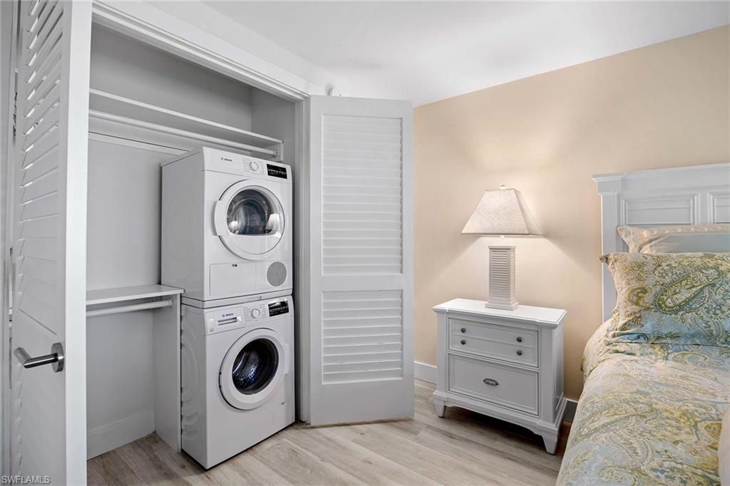 350 Harbour Dr, Unit 350, Naples, FL 34103 Photo