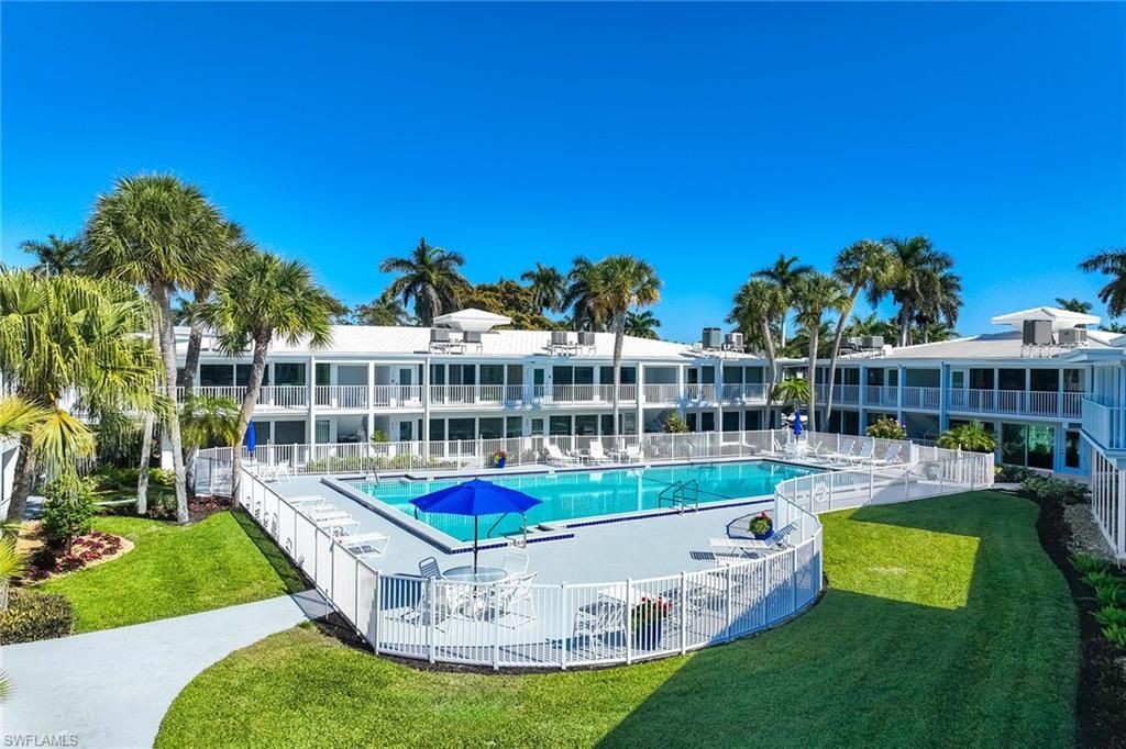 350 Harbour Dr, Unit 350, Naples, FL 34103 Photo