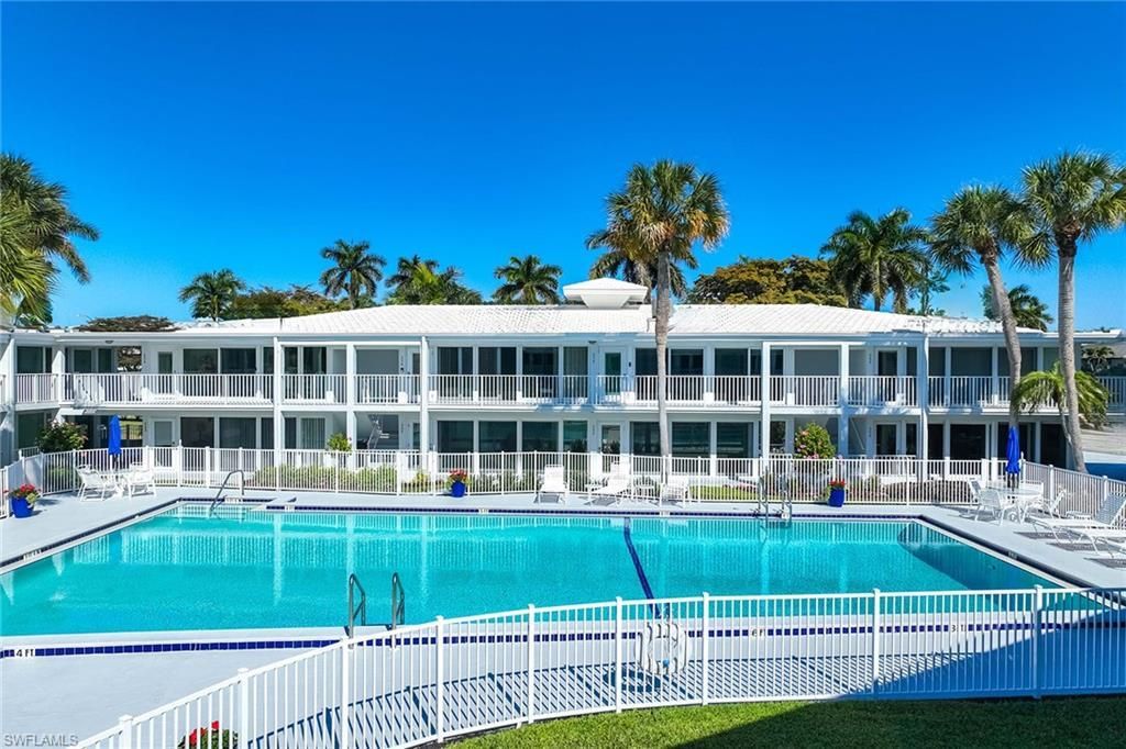 350 Harbour Dr, Unit 350, Naples, FL 34103 Photo