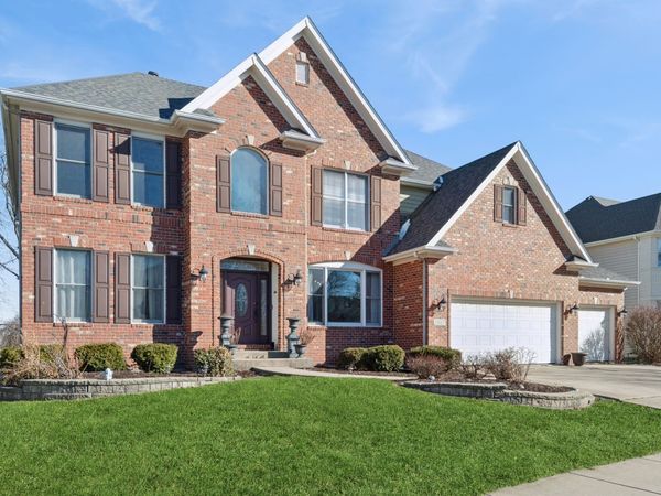 2667 Charter Oak Drive , Aurora, IL 60502