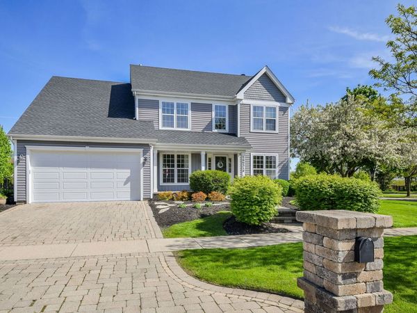 39W314 W Mallory Drive, Geneva, IL 60134