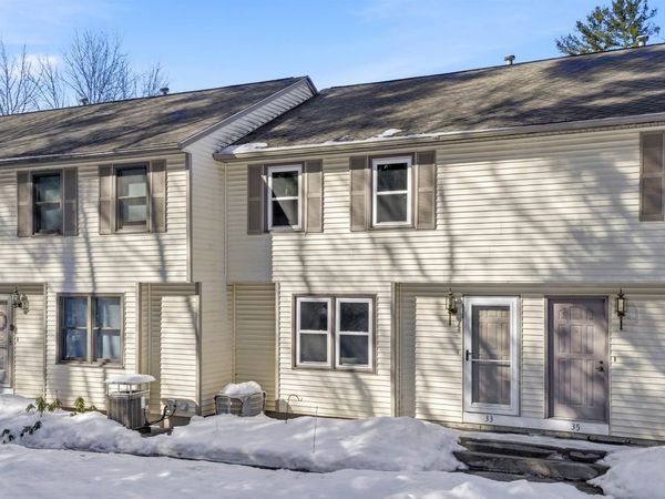 33 Cranleigh Mews, Unit 311, Nashua, NH 03063