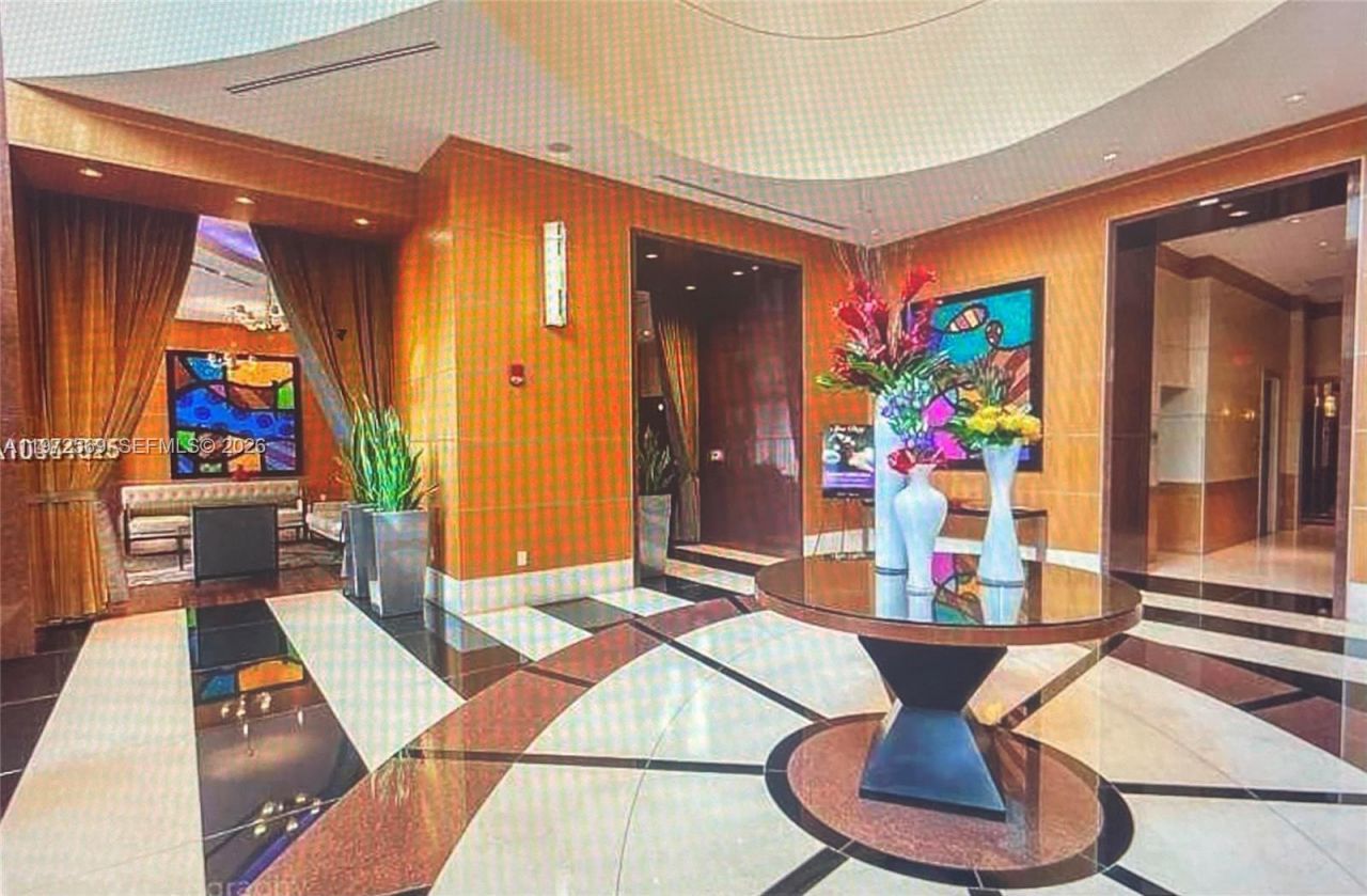 253 NE 2nd St, Unit 608, Miami, FL 33132 Photo