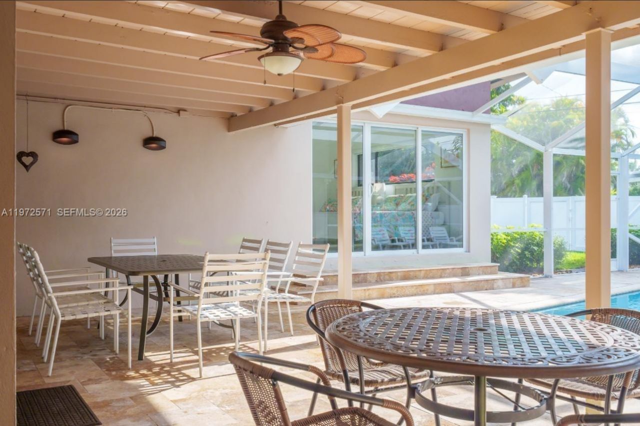 811 N Highland Dr , Hollywood, FL 33021 Photo