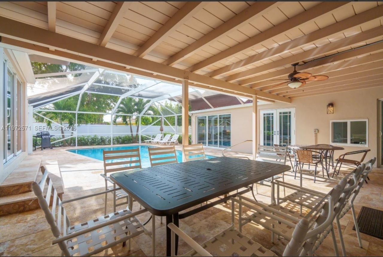 811 N Highland Dr , Hollywood, FL 33021 Photo