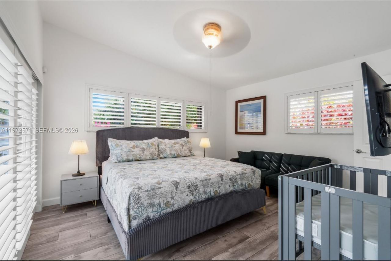 811 N Highland Dr , Hollywood, FL 33021 Photo