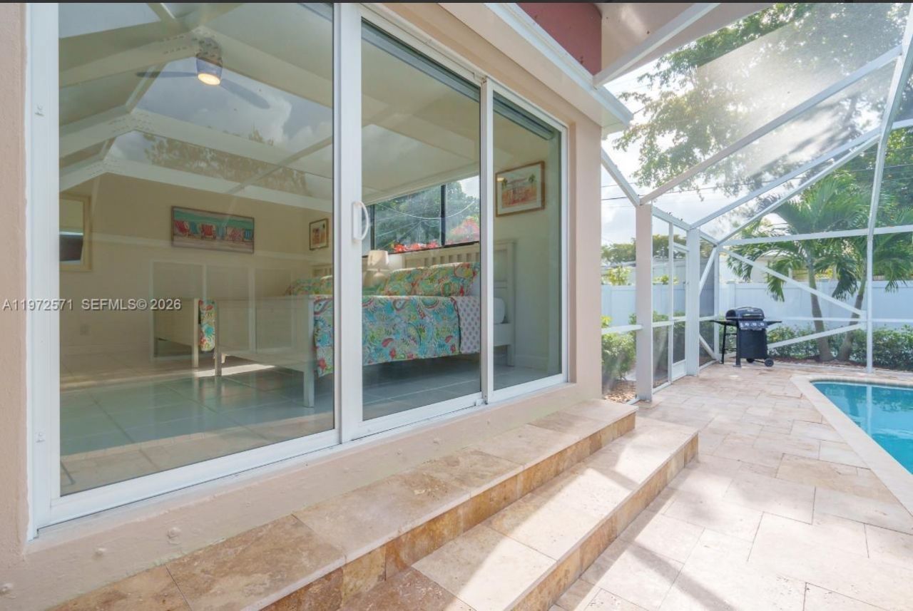 811 N Highland Dr , Hollywood, FL 33021 Photo