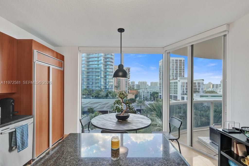 17555 Collins Ave, Unit 704, Sunny Isles Beach, FL 33160 Photo
