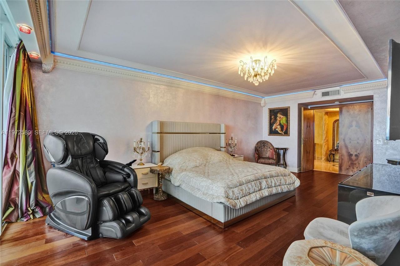 17555 Collins Ave , Unit 1701, Sunny Isles Beach, FL 33160 Photo