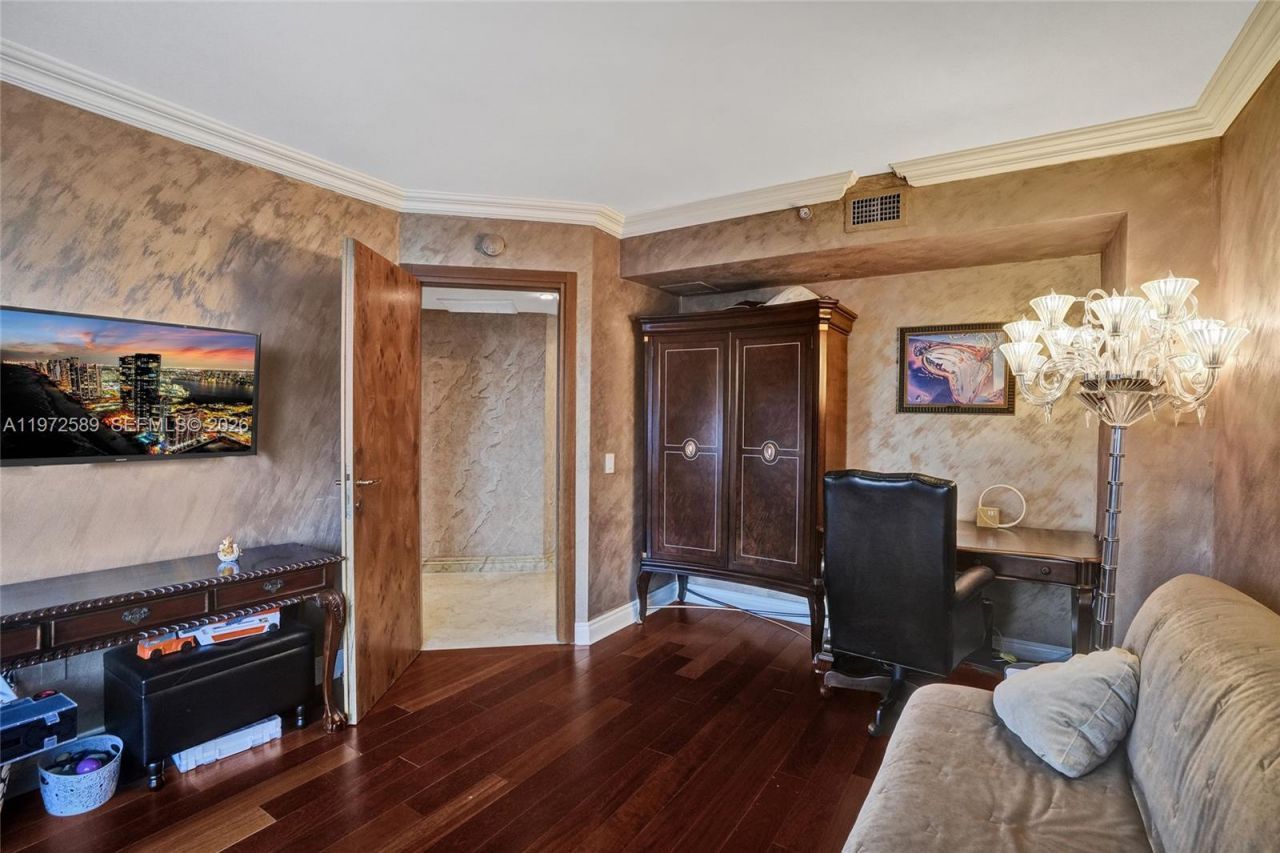 17555 Collins Ave , Unit 1701, Sunny Isles Beach, FL 33160 Photo