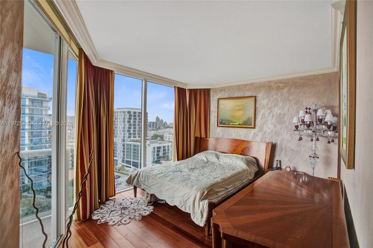 17555 Collins Ave , Unit 1701, Sunny Isles Beach, FL 33160 Photo