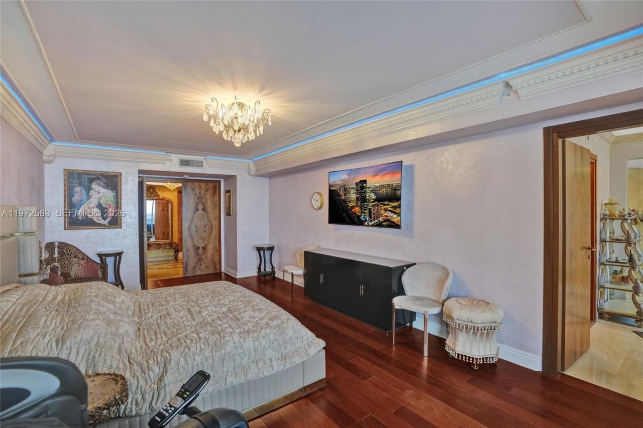 17555 Collins Ave , Unit 1701, Sunny Isles Beach, FL 33160 Photo