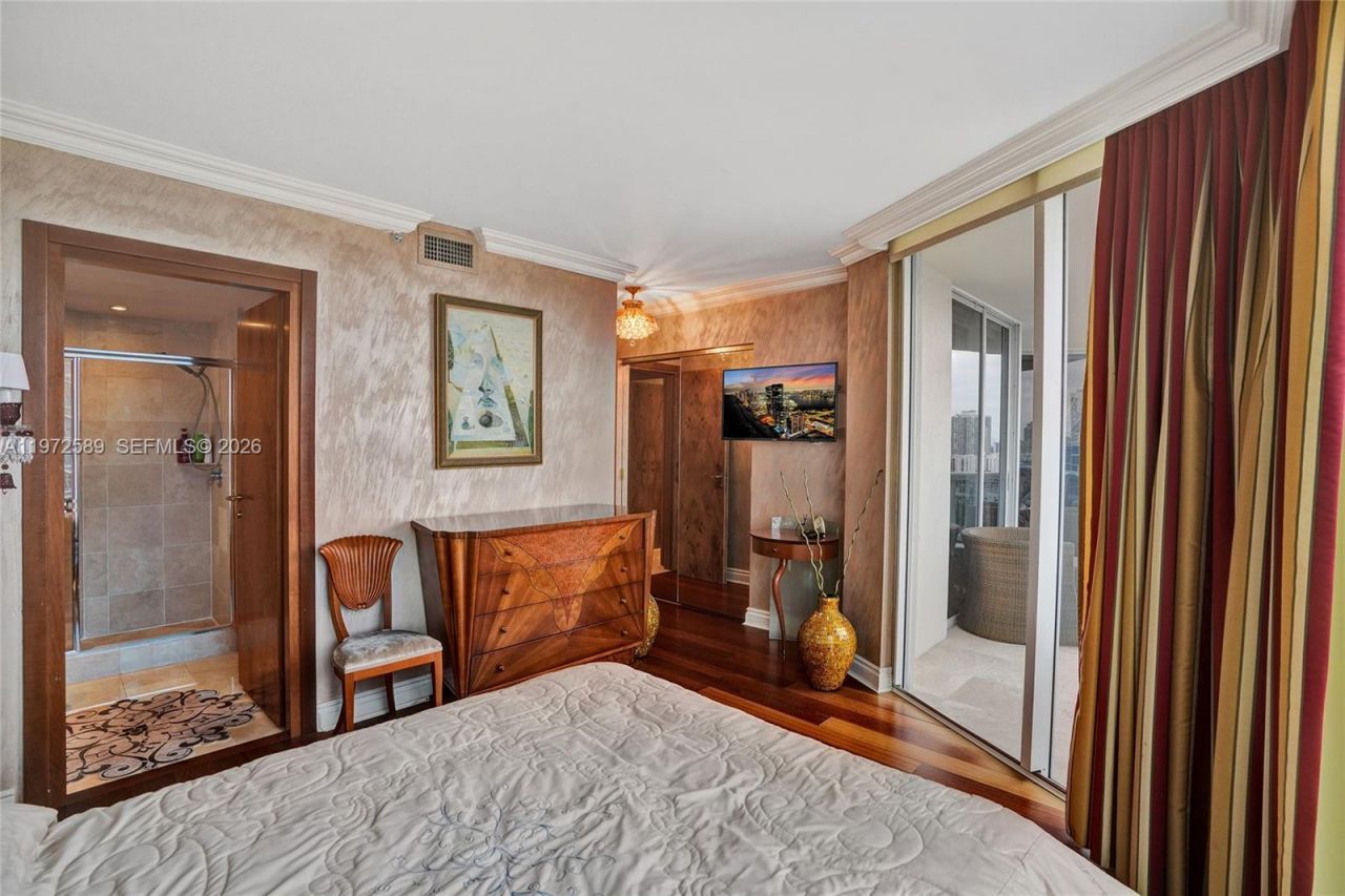 17555 Collins Ave , Unit 1701, Sunny Isles Beach, FL 33160 Photo