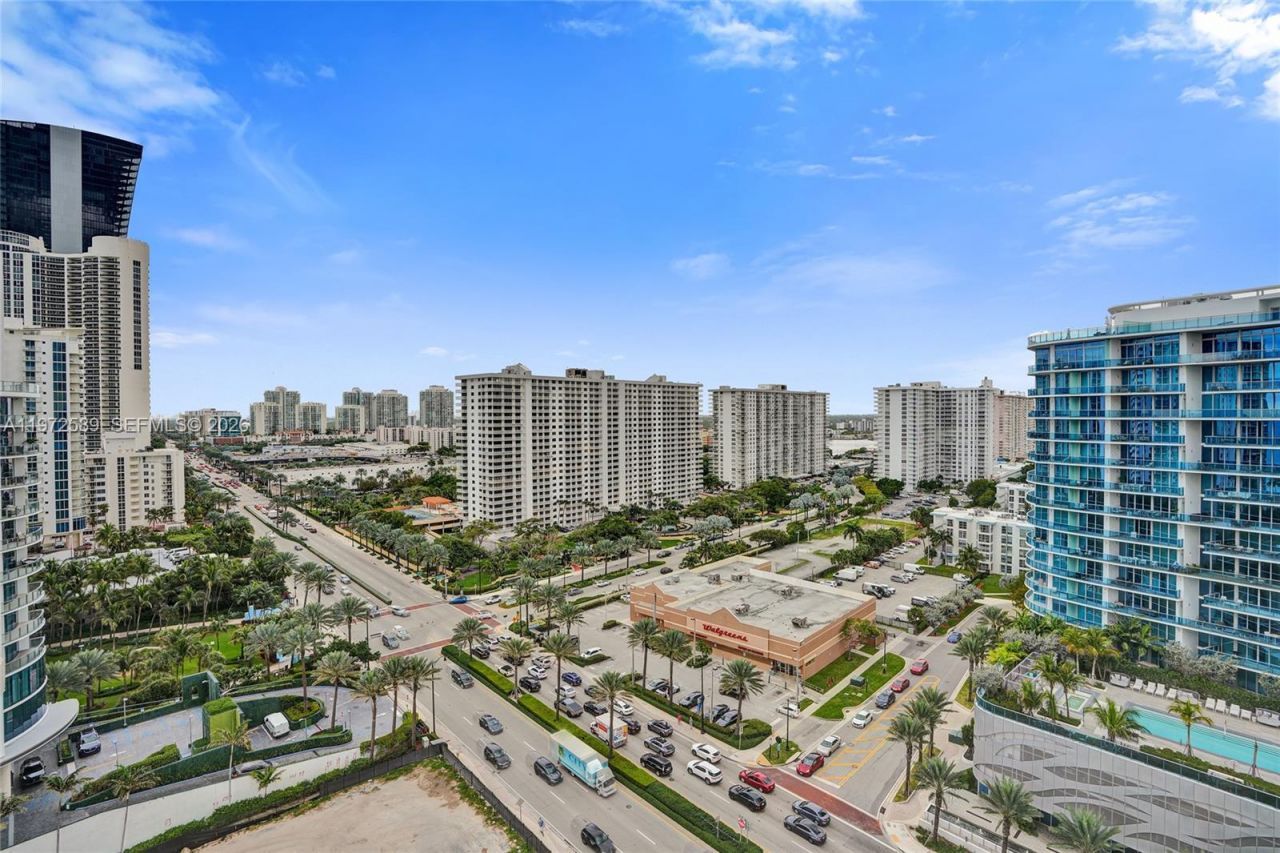 17555 Collins Ave , Unit 1701, Sunny Isles Beach, FL 33160 Photo