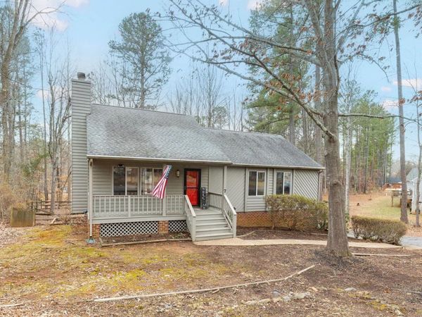 7 ENGLEWOOD DR, Palmyra, VA 22963