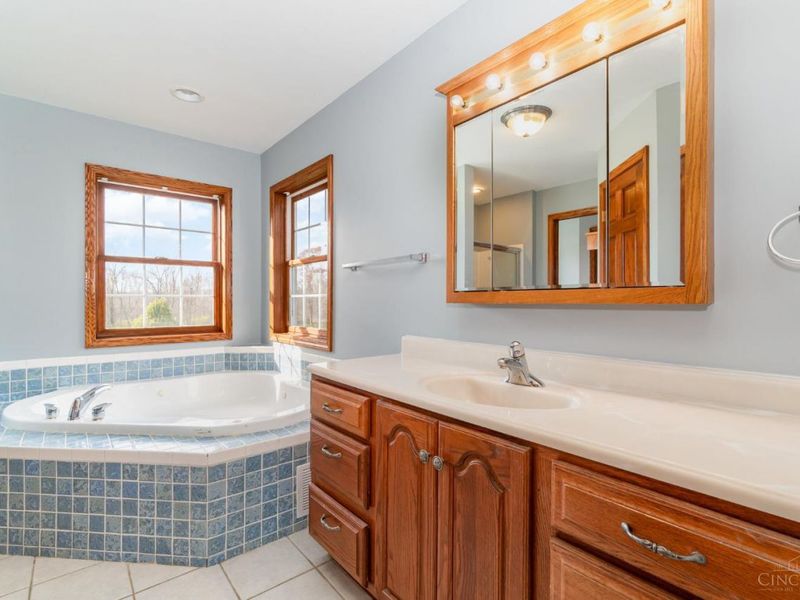 3518 Island Trail Drive, Williamsburg, OH 45176 Photo 15