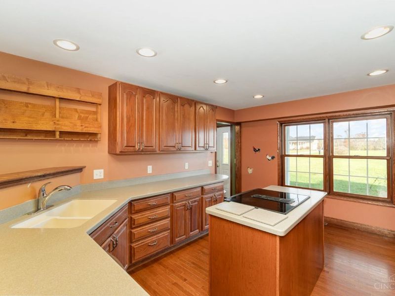 3518 Island Trail Drive, Williamsburg, OH 45176 Photo 9