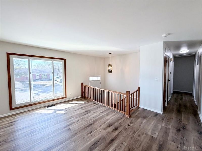 518 Hazelbrook Avenue, Springfield, OH 45506 Photo 9